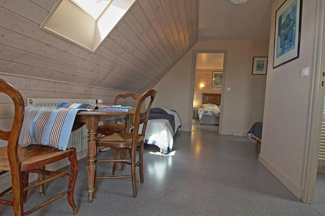 Plozévet Chambres D'Hotes Du Vent Solaire לינה וארוחת בוקר